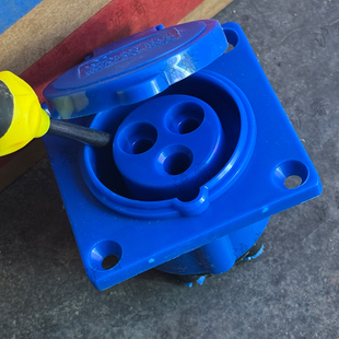 工业插座三芯16A插座工地电箱配件三孔 防爆插座塑料220V3芯3*16A