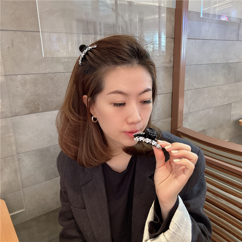 刘海抓发夹日韩少女风格满钻