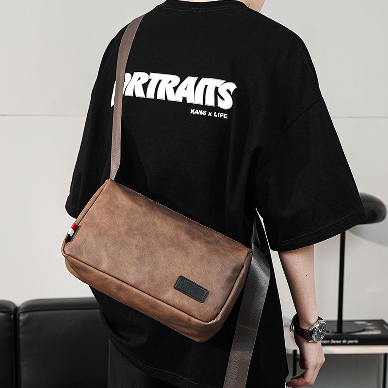 2025新款单肩包小方包 韩版男包潮流时尚单肩斜挎包简约背包,箱包皮具/热销女包/男包,男士包袋,淘宝优惠券,粉丝福利购,淘宝优惠卷
