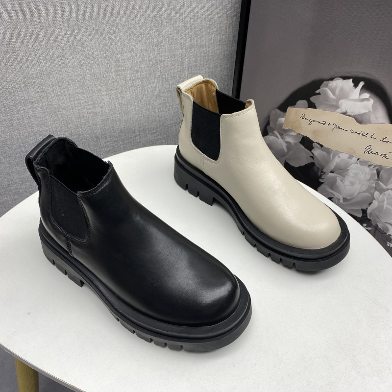 圆头厚底简约套筒牛皮英伦马丁靴