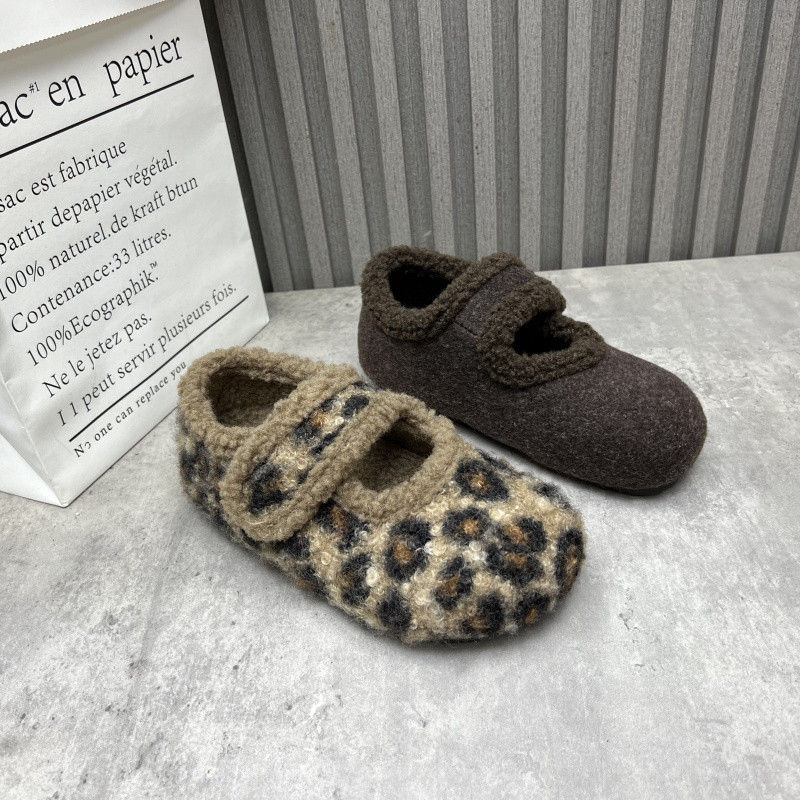 厂家处理女鞋2025秋冬季新款魔术贴浅口软底棉里百搭舒适毛毛棉鞋