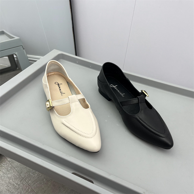 厂家处理真皮女鞋2024春季新款软底牛皮大码尖头浅口优雅40女单鞋