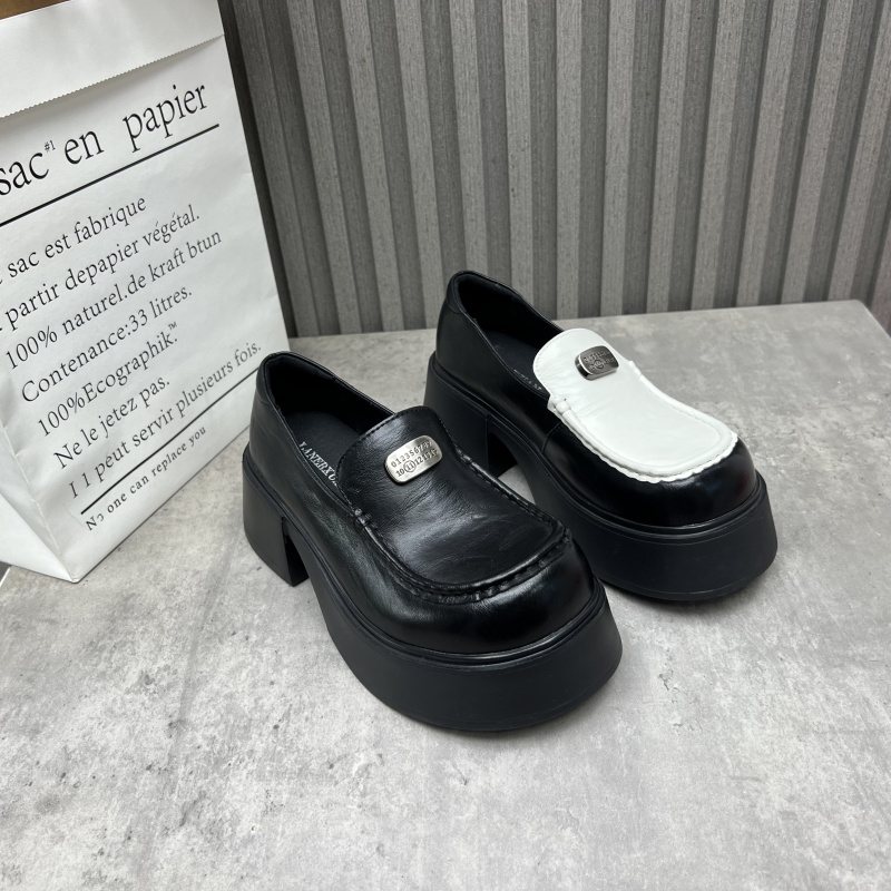 工厂处理真皮女鞋2025秋季新款英伦风粗跟圆头套脚乐福舒适女单鞋