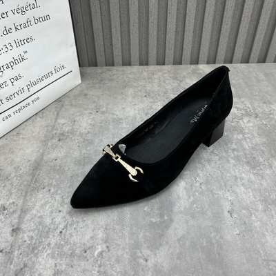 厂家处理真皮女鞋2025春季新款金属扣职业黑色中跟尖头浅口女单鞋