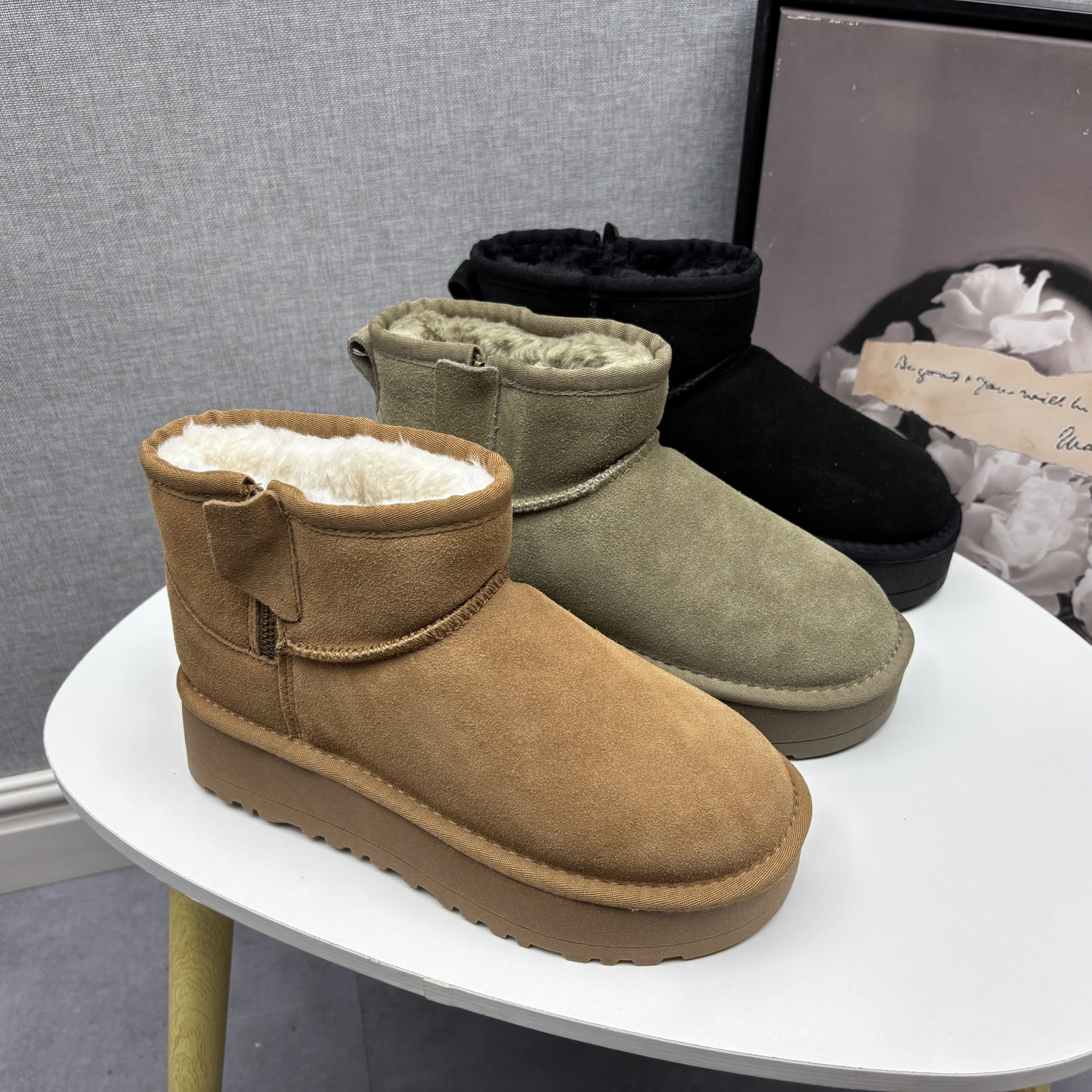 断码处理真皮女靴2025冬季新款厚底套筒加绒加厚防寒百搭雪地靴