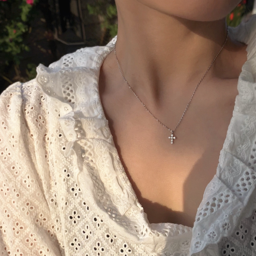 TYUSHA十字架925纯银镶闪钻项链