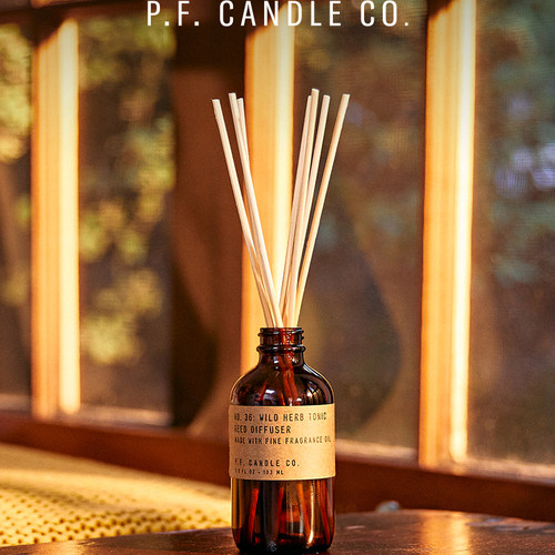 pfcandleco植物精油木质调无火扩香 浴室家用室内持久留香薰摆件