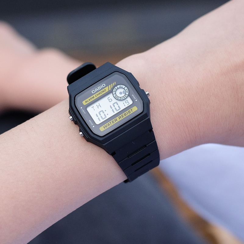 Casio电子手表小方块学生运动款