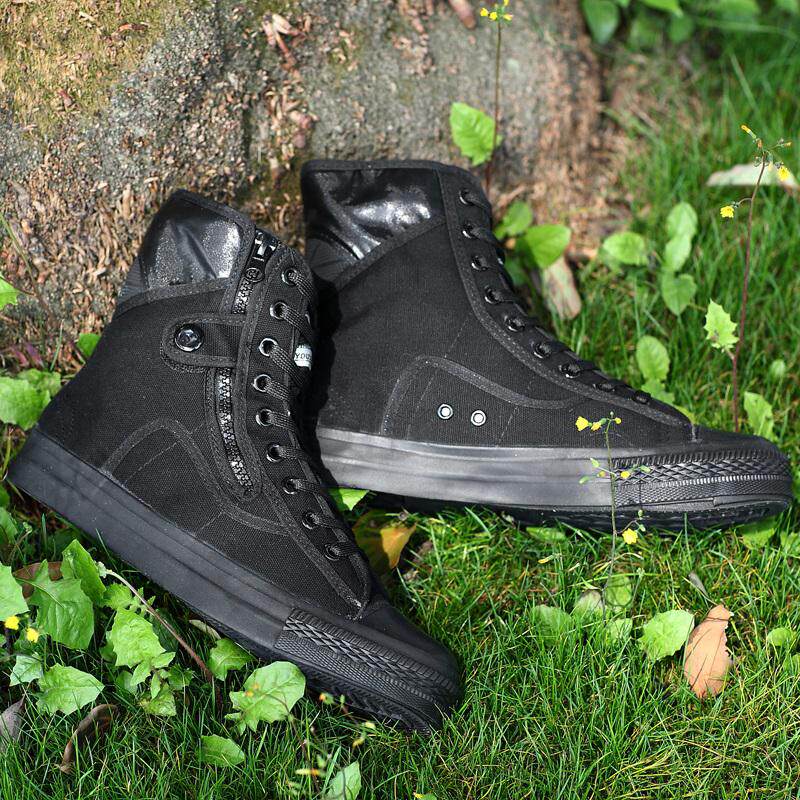 Boots militaires en toile - dérapage - Ref 1400278 Image 1