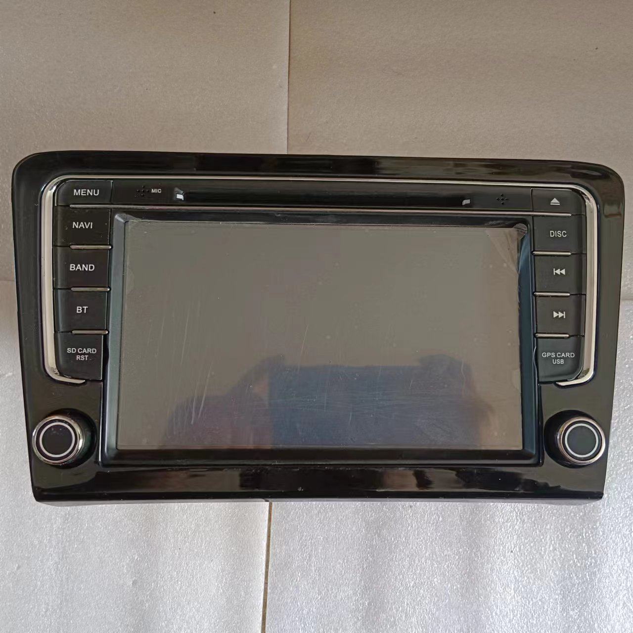 适用13-18款大众桑塔纳专车载DVD中控导航一体机原厂原车原装风格