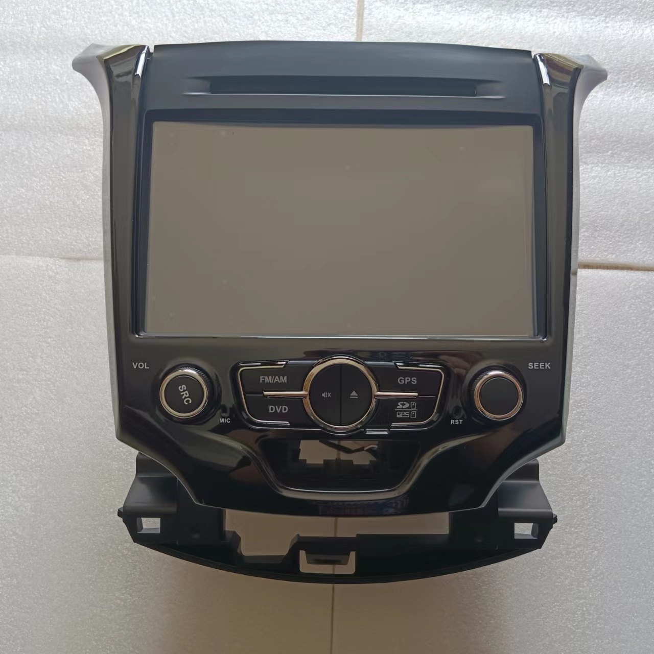 雪佛兰科鲁兹专用导航一体库存机