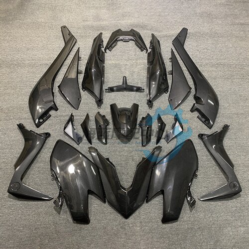 适用雅马哈TMAX530 17-18-19年 侧板外壳头罩挡泥板外观塑料配件