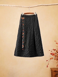 千椿物喜原创国风刺绣流苏半身裙女显瘦文艺复古民族风夹棉裙裤冬