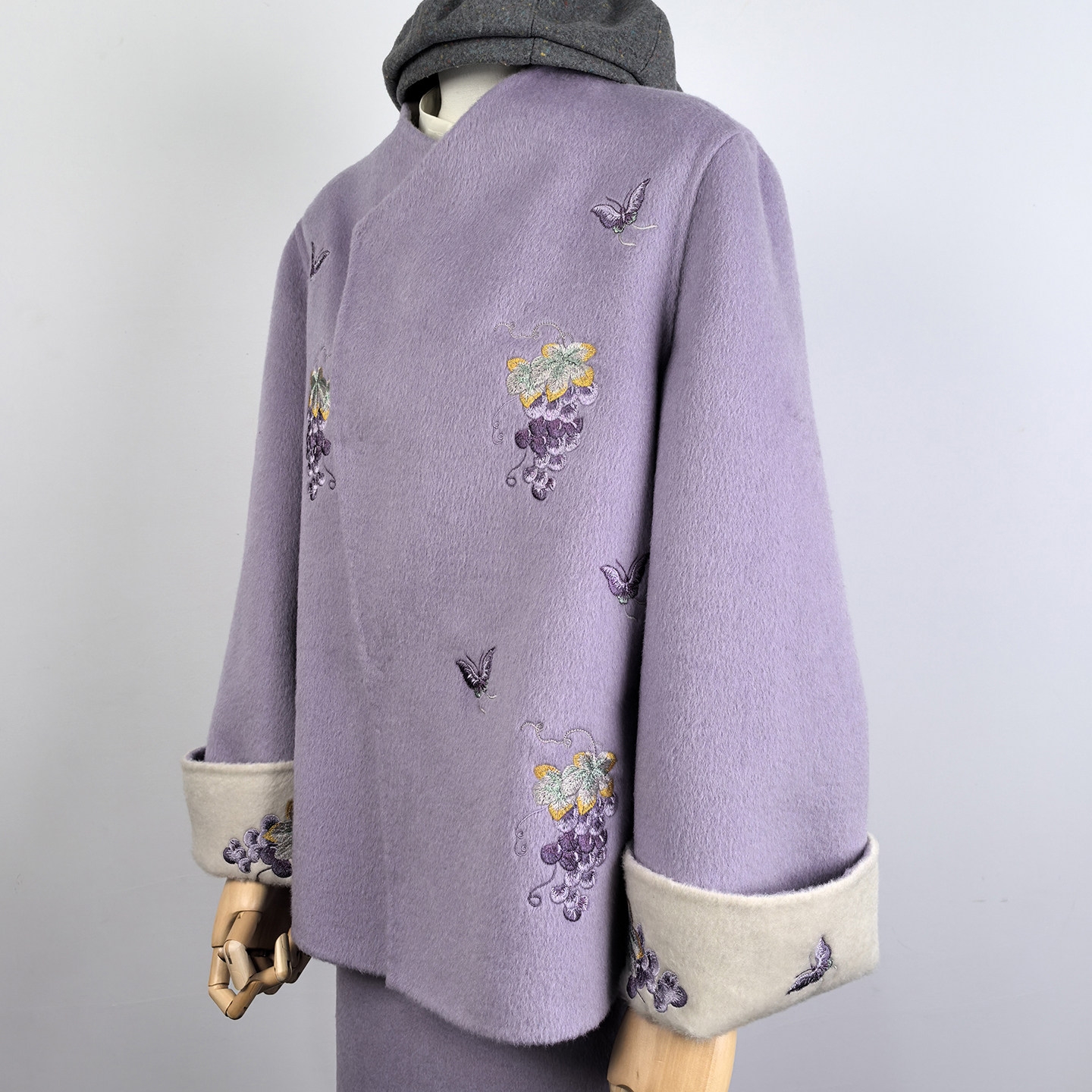 新中式刺绣毛呢外套女斜门襟双面穿气质呢大衣蝴蝶2026年春季女款