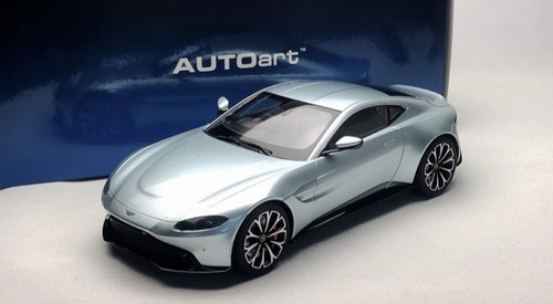 奥图亚Autoart奥拓1:18 阿斯顿马丁跑车维塔格VANTAGE 汽车模型