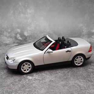 收藏 NOREV 1:18 1996 奔驰SLK  敞篷  合金 汽车模型