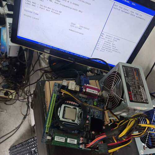 可议价ITX-H61主板如图实物拍的 i3 3220 cpu 内