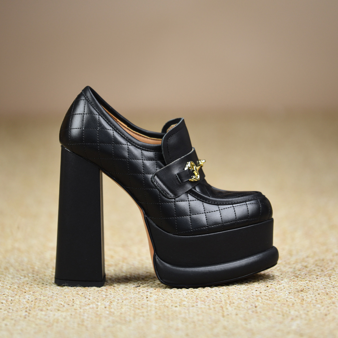 misili 欧美时尚深口单鞋女黑色防水台高跟金属扣粗跟鞋,女鞋,深口单鞋,淘宝优惠券,粉丝福利购,淘宝优惠卷