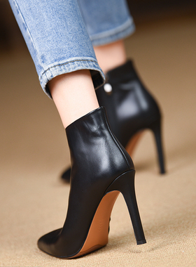 misili时尚尖头细跟短靴秋冬季新款10cm高跟鞋黑色平底真皮女靴子