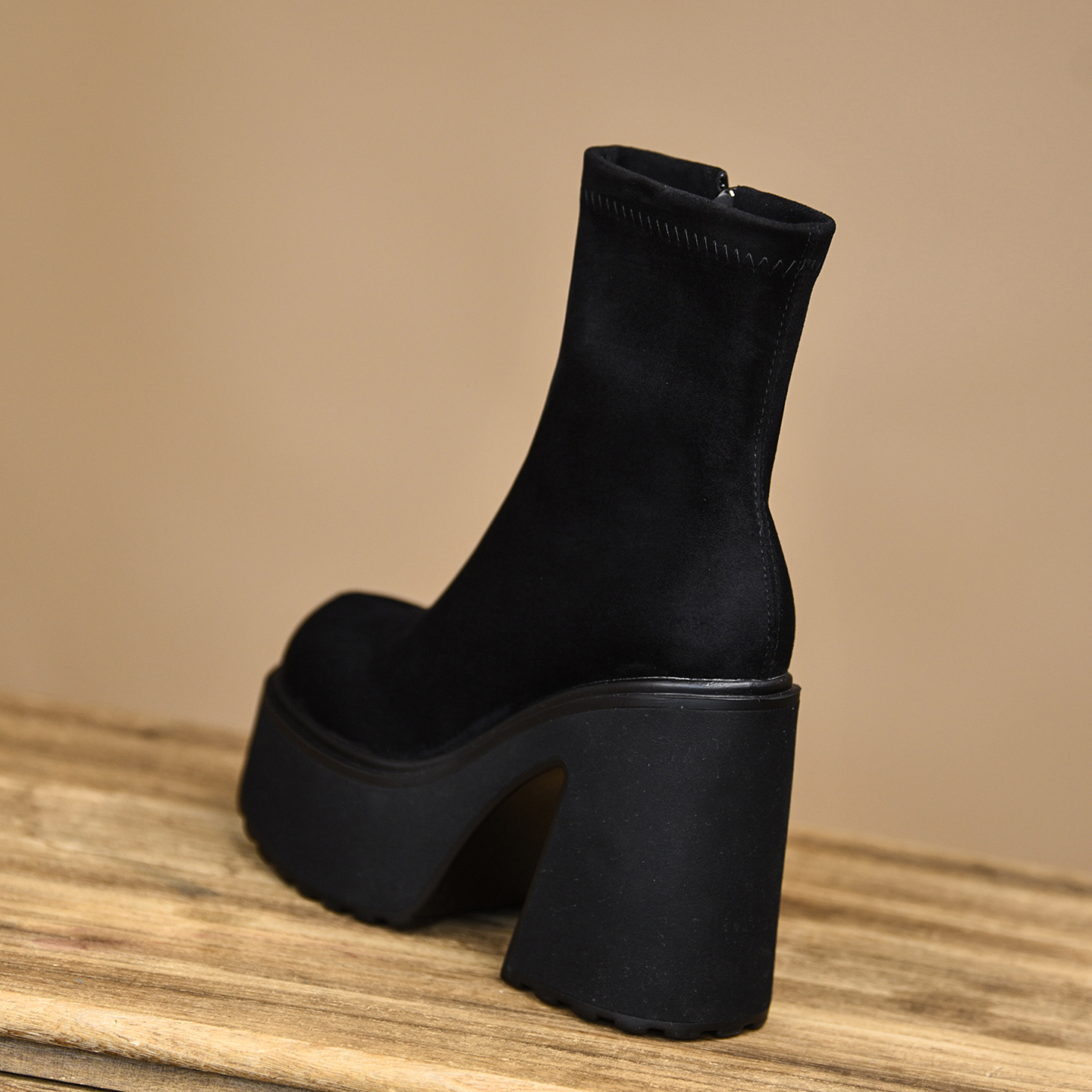 misili马丁靴高跟防水台弹力短靴