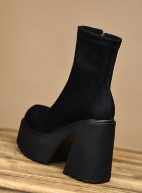 misili~11.5cm 粗跟弹力瘦瘦靴2026年秋冬季新款高跟鞋厚底女靴子