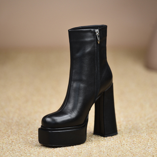 加绒厚底女靴子 2025秋冬新款 misili方头粗跟短靴12.3cm时尚 高跟鞋