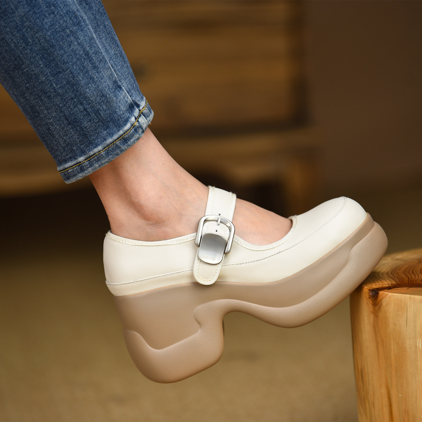 9cm 松糕厚底坡跟浅口单鞋2025春夏季新款高跟鞋防水台玛丽珍女鞋