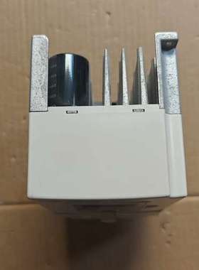 精密设备贝士德变频器FC300-2.2G-T4-B3  2.2KW