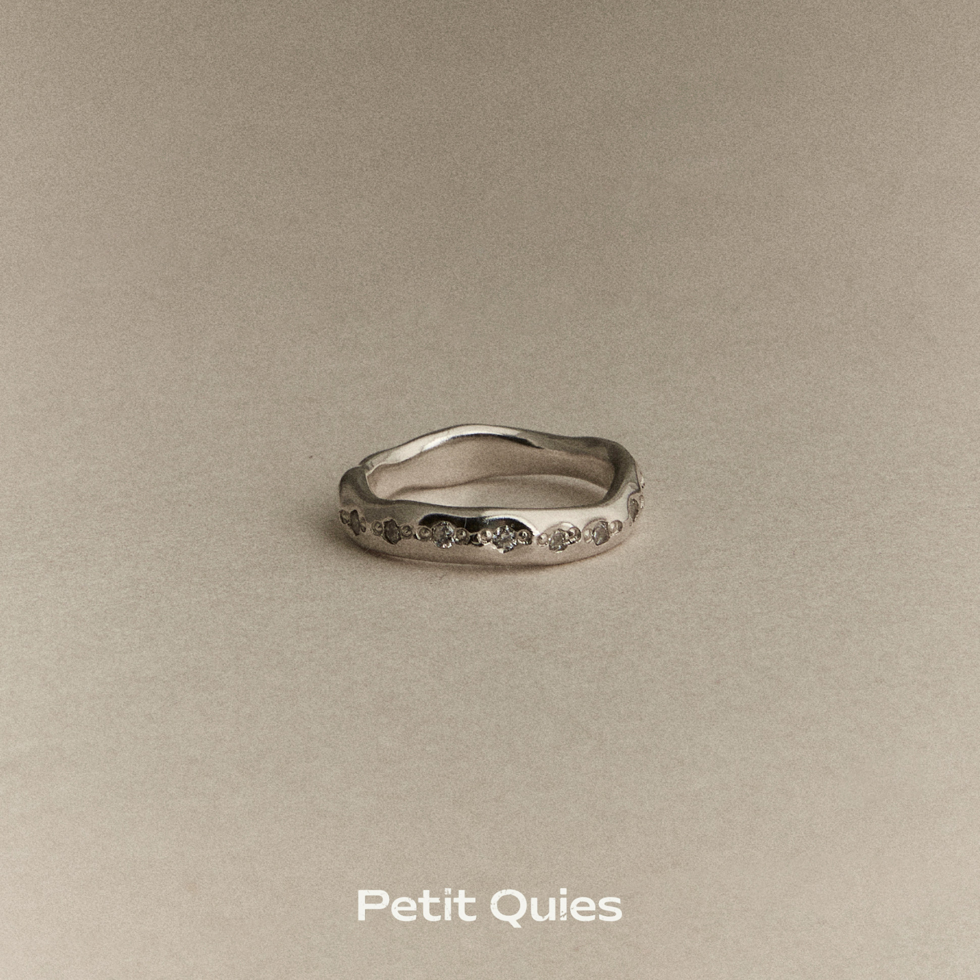 Petit Quies纯手工定制通体925银天然白水晶镶嵌戒指男女同款