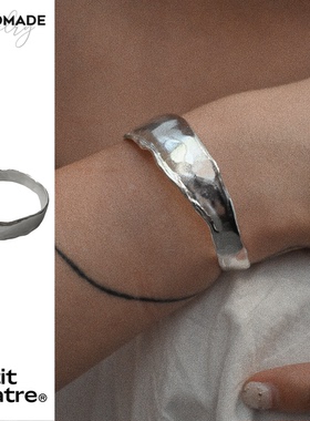 petitquatre纯手工制通体990银不规则波浪宽边开口手镯小众高级感