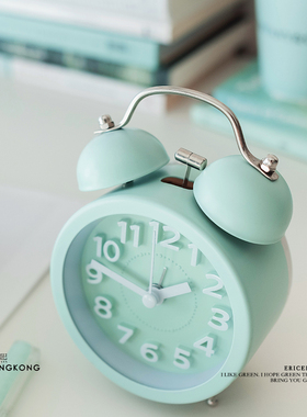 早晨一定会叫醒我的小闹钟，薄荷绿色的可爱钟表~