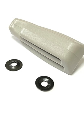 适用帕杰罗欧蓝德劲畅蓝瑟安全带挂钩7005A148XA MR655527