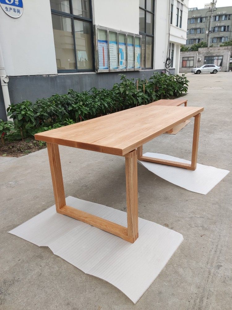 红橡木莫比恩餐桌榫卯结构桌腿悬浮桌