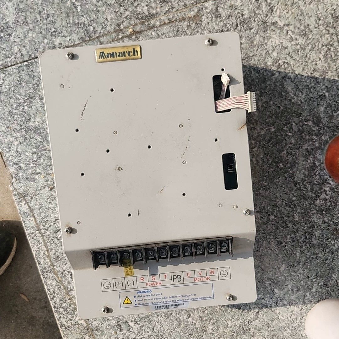 莫纳克l-b4007变频器拍前议价