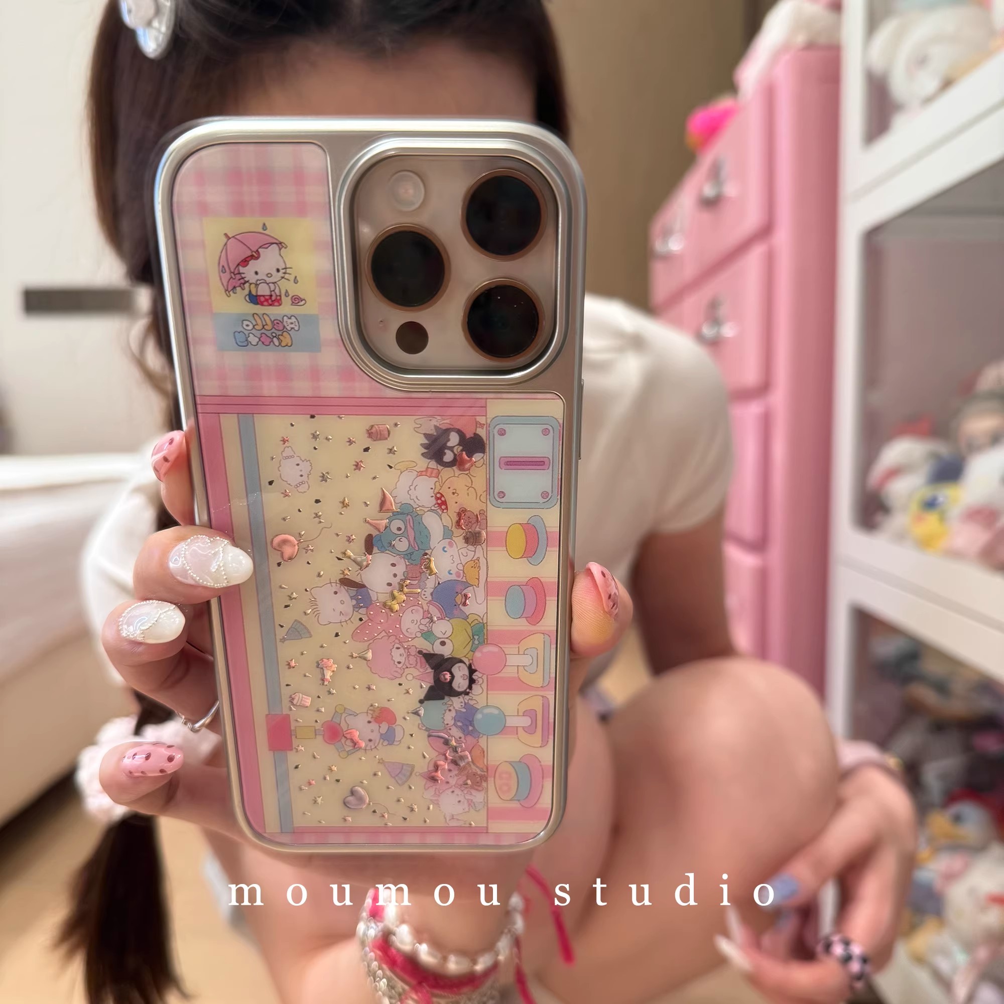 卡通镭射三丽鸥娃娃机适用iPhone15promax苹果16pro手机壳13防摔141211全包17promax新款17pro高级感15pro女