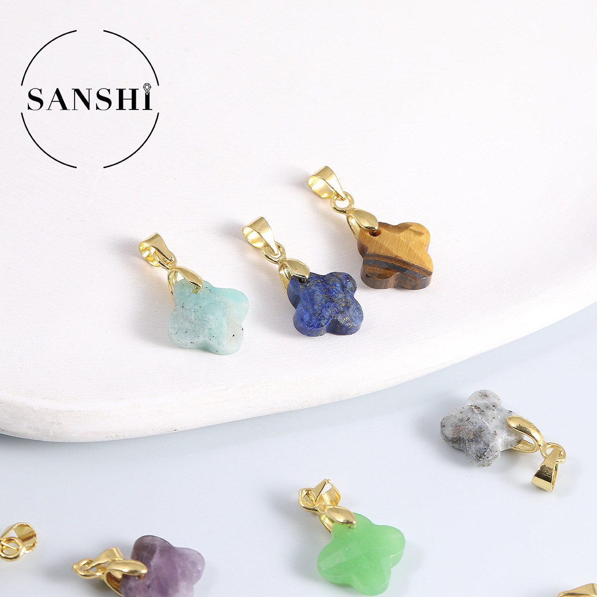 天然水晶幸运切面四叶草项链吊坠锁骨链不锈钢水晶项链首饰