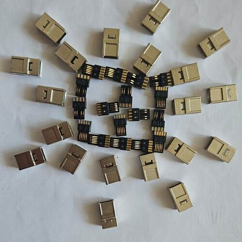 IEEE 1394B 9P焊组插头 连接器 1394B 9PIN  黑胶芯两件式 锌合金