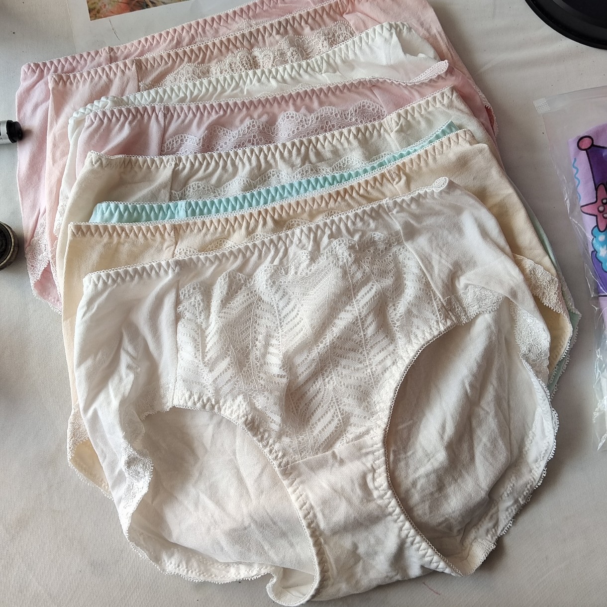 处理日系女士内裤中腰无痕包臀柔软蕾丝三角裤头女三角裤棉氨弹力,女士内衣/男士内衣/家居服,女三角裤,淘宝优惠券,粉丝福利购,淘宝优惠卷