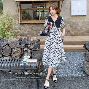 碎花连衣裙女夏娃娃领高级感法式宽松显瘦甜美初恋小个子裙子小众图片