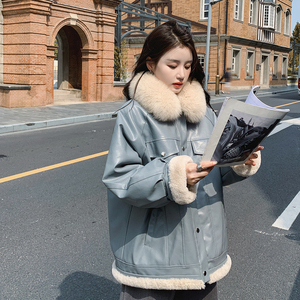 已现货 2023冬 短款皮衣派克服 D701-P195-控278,女装派克服,浙宝256