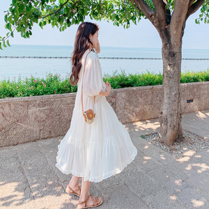 初恋雪纺V领连衣裙女2024夏季新款法式温柔风海边度假收腰仙女裙图片