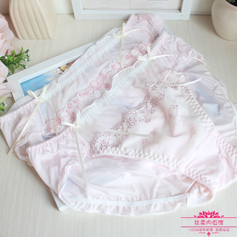 无痕刺绣款荷叶边三角裤满38包邮