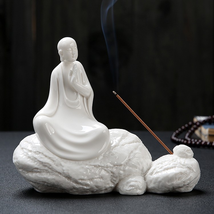 瓷语堂白瓷禅意境空间装饰摆件新中式茶道茶室家居香插坐岩小沙弥