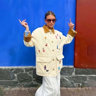 法式 夹克 趣味刺绣灯芯绒翻领浅色外套休闲拼接抽绳收腰宽松工装