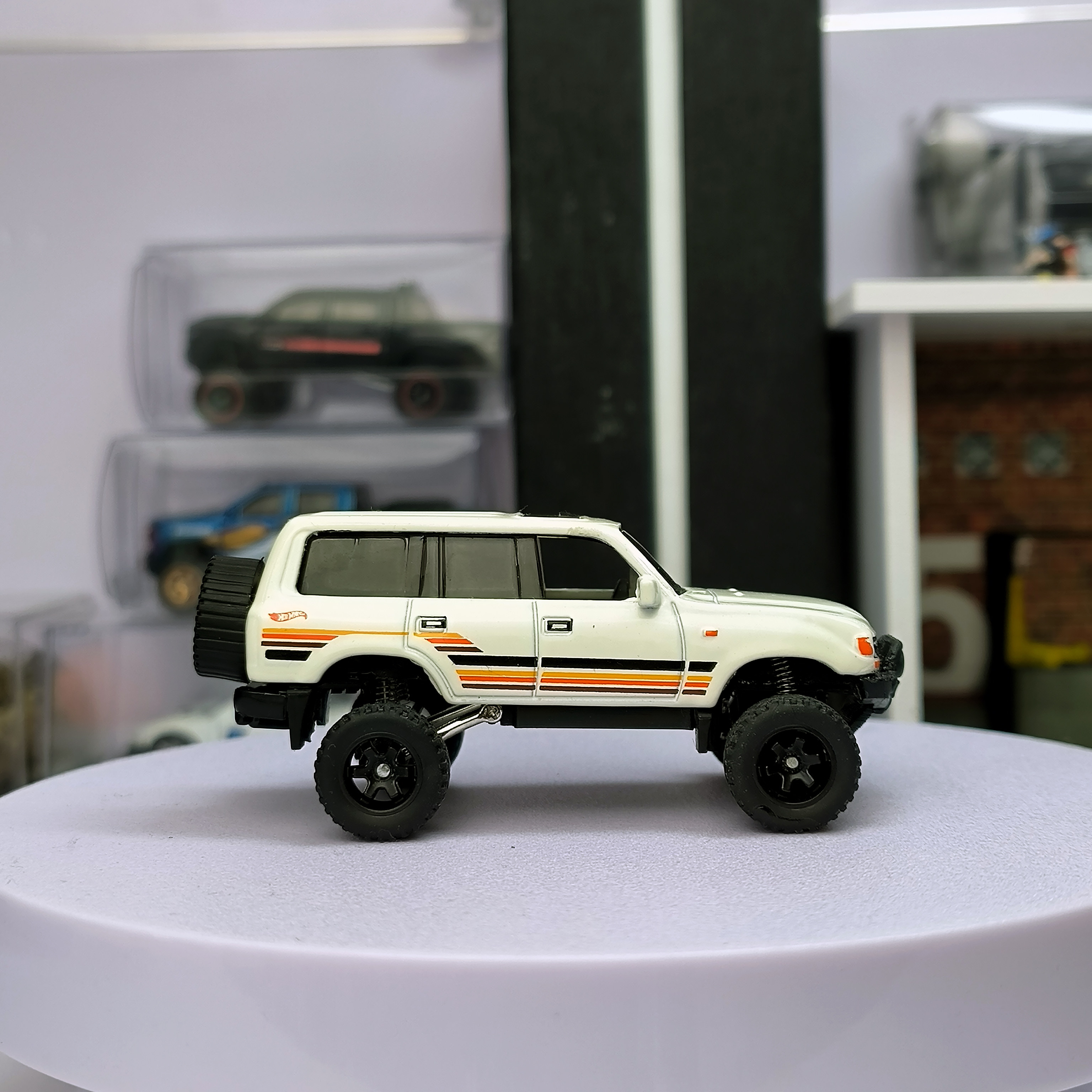 风火轮164合金车模收藏模型