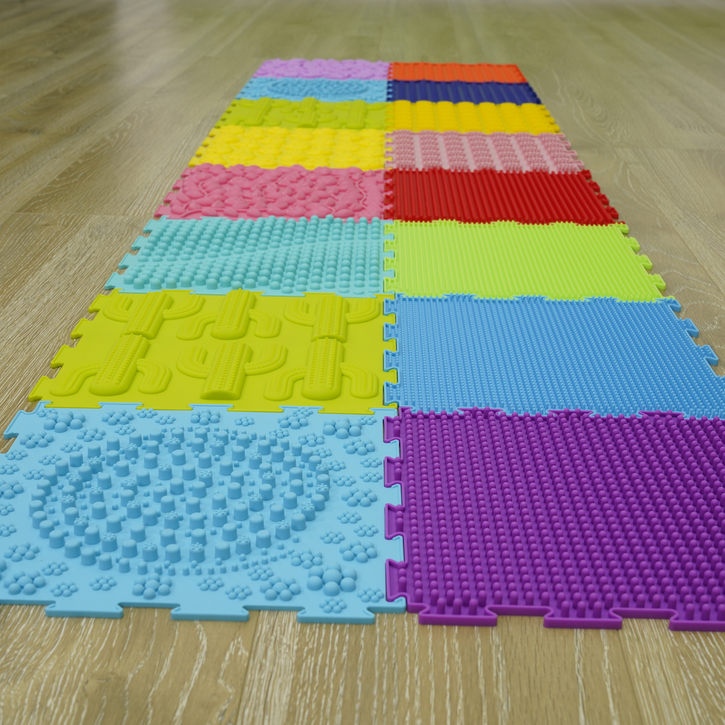 感官触觉垫全套幼儿园儿童指压板玩具感统训练宝宝触感器材趾压垫