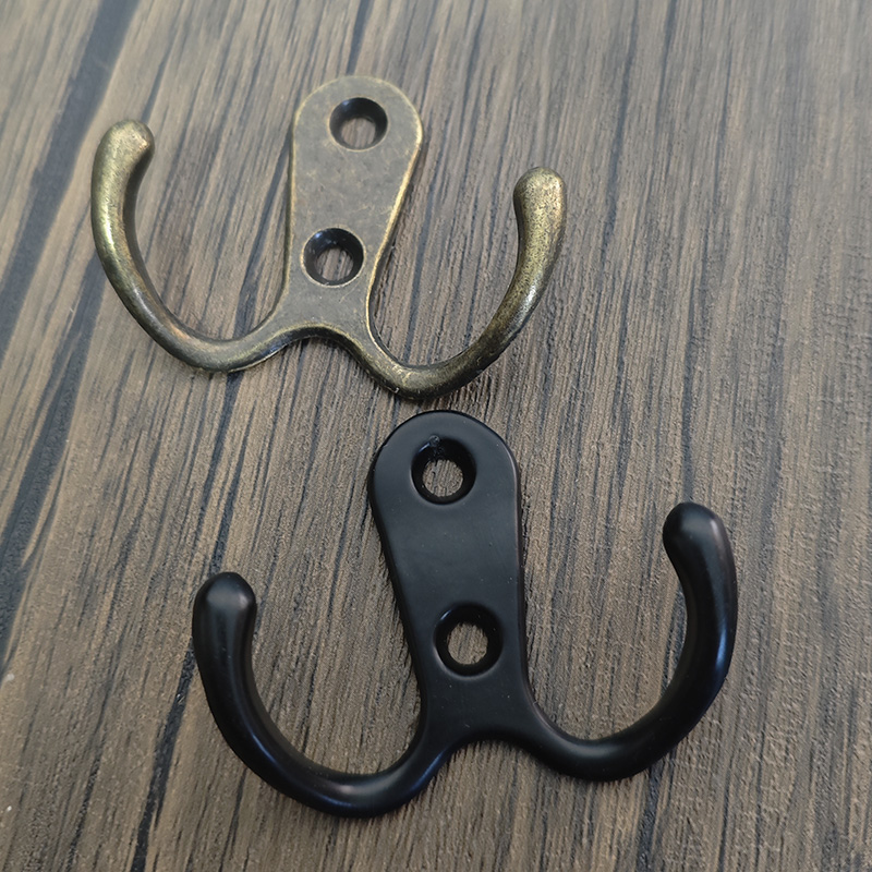 锌合金青铜色黑色双钩配螺丝