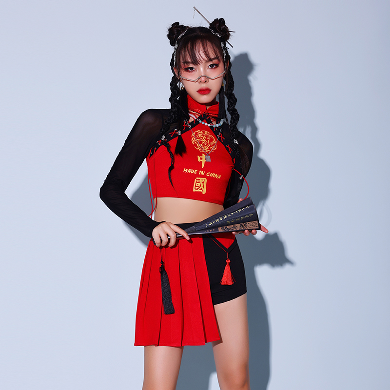 中国风爵士舞蹈服套装性感国潮成人街舞服装kpop打歌服女团演出服-封面