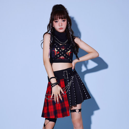 女团演出服新款套装大学生舞蹈服跳舞衣服团体舞台装爵士舞服装女