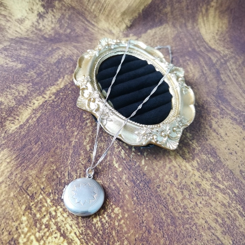 Vintage中古欧洲回流silver老银浮雕照片盒相片盒吊坠